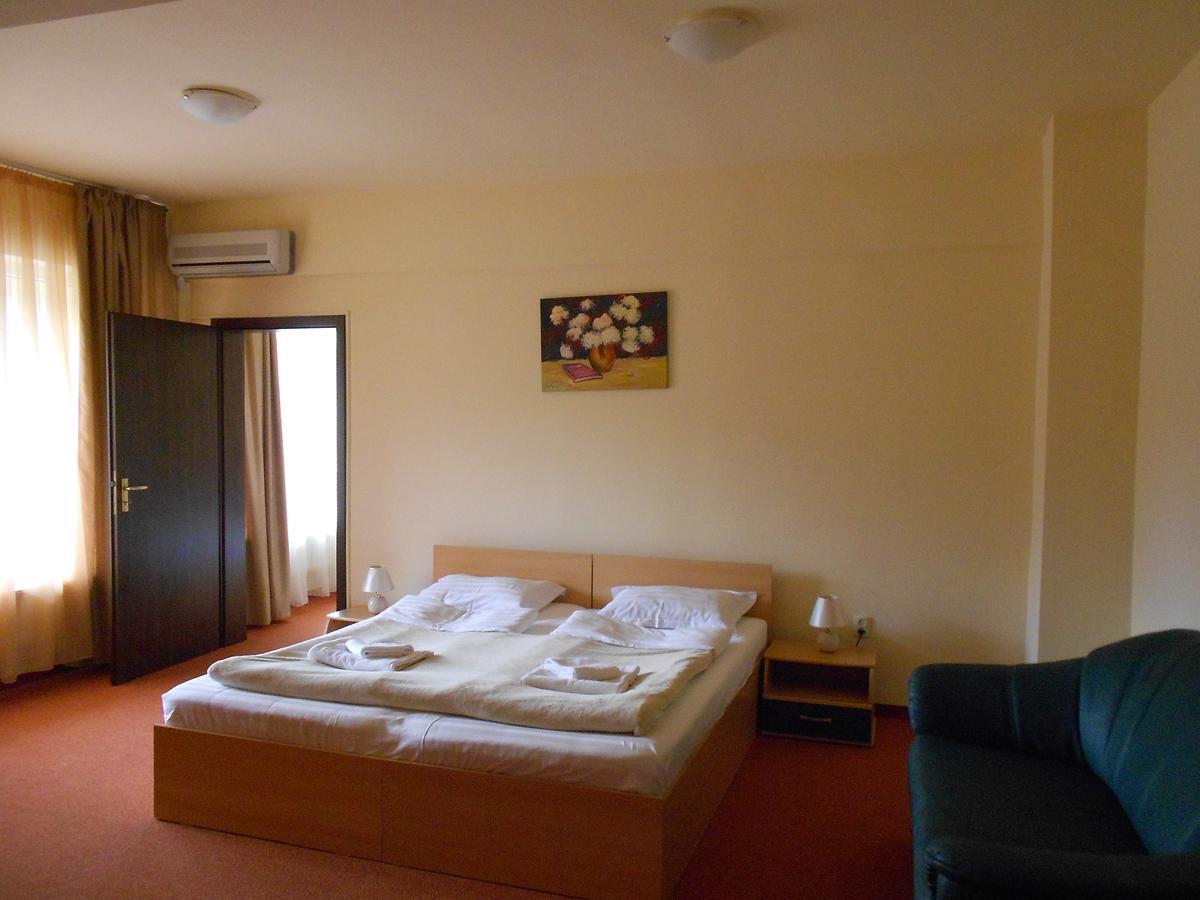 Hotel Diana Geoagiu Bai Exterior photo